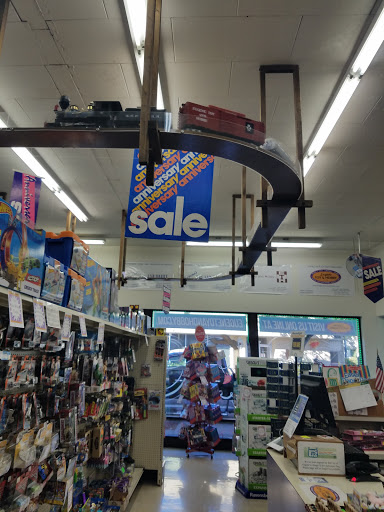 Toy Store «Eugene Toy & Hobby», reviews and photos, 32 E 11th Ave, Eugene, OR 97401, USA