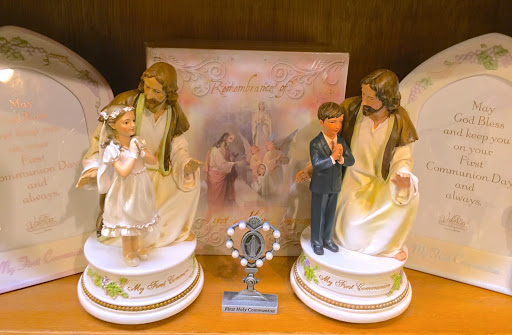 Gift Shop «Seedlings Gifts & Books», reviews and photos, 521 W 78th St, Chanhassen, MN 55317, USA