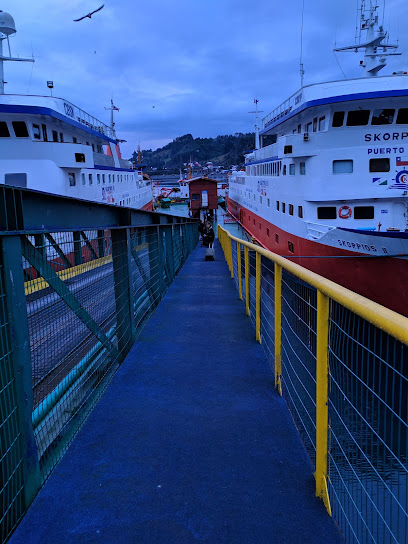 Skorpios Cruise Boarding Gate