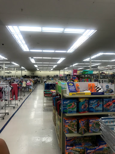 Roses Discount Store