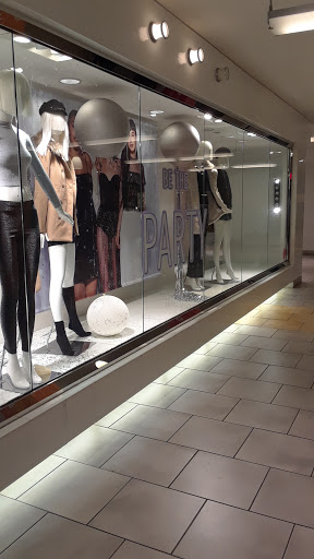 Clothing Store «Forever 21», reviews and photos, 2401 Liberty Heights Ave #2600, Baltimore, MD 21215, USA