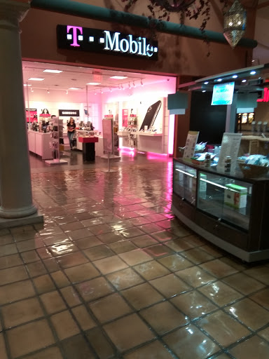 Shopping Mall «Foothills Mall», reviews and photos, 7401 N la Cholla Blvd, Tucson, AZ 85741, USA