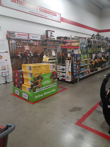 Home Improvement Store «Tractor Supply Co.», reviews and photos, 1530 S Main St, Boerne, TX 78006, USA