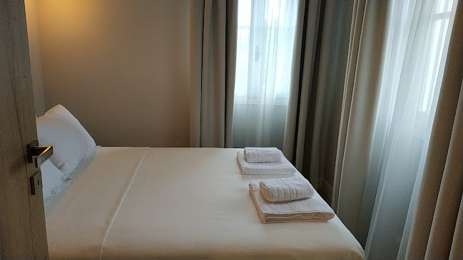 Comentarii opinii despre FoxNest rest Villa