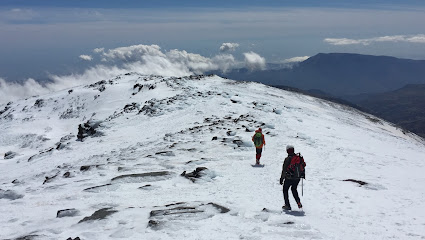 Información y opiniones sobre Guías de Montaña de Sierra Nevada de Granada