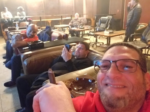 Cigar Shop «The Cigar Lounge», reviews and photos, 1710 Woodfield Rd, Schaumburg, IL 60173, USA