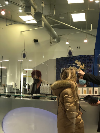 Hair Salon «Urban Halo Salon», reviews and photos, 2900 Clarendon Blvd, Arlington, VA 22201, USA