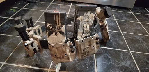 Gun Shop «Black Rhino Concealment», reviews and photos, 24 Center Dr #6, Gilberts, IL 60136, USA