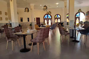 La Villa Côtière Restaurant image
