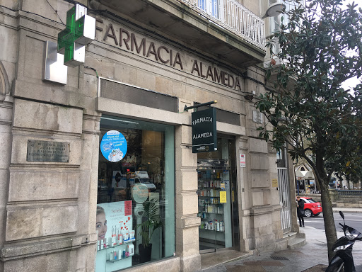 Información y opiniones sobre Farmacia Alameda de Orense