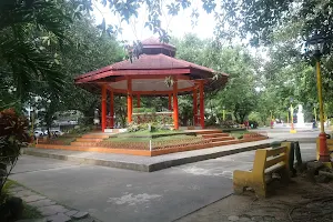 Luneta Park image