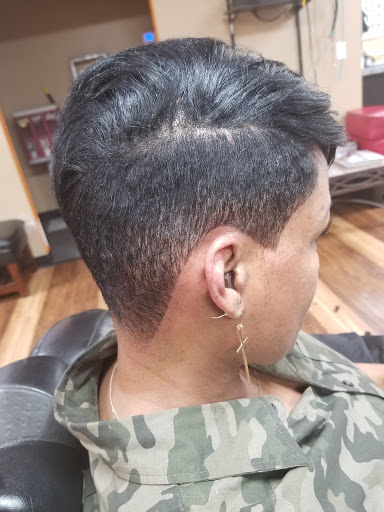 Barber Shop «Miles Barbershop», reviews and photos, 7611 S Osborne Rd #206, Upper Marlboro, MD 20772, USA