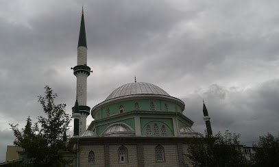 Yeşil Güzel Cami