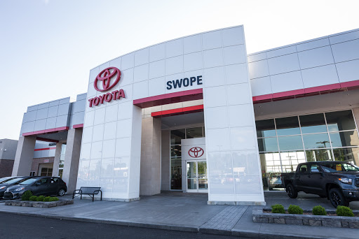 Toyota Dealer «Swope Toyota», reviews and photos, 1085 N Dixie Hwy, Elizabethtown, KY 42701, USA