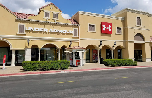 Clothing Store «Under Armour Factory House», reviews and photos, 3939 S Interstate Hwy 35 #650, San Marcos, TX 78666, USA