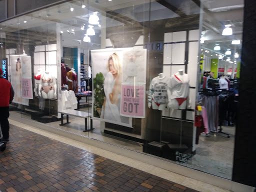 Clothing Store «rue21», reviews and photos, 388 Northtown Dr, Blaine, MN 55434, USA