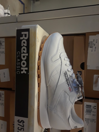 Shoe Store «Reebok Outlet», reviews and photos, 15789 S Apopka Vineland Rd, Orlando, FL 32821, USA