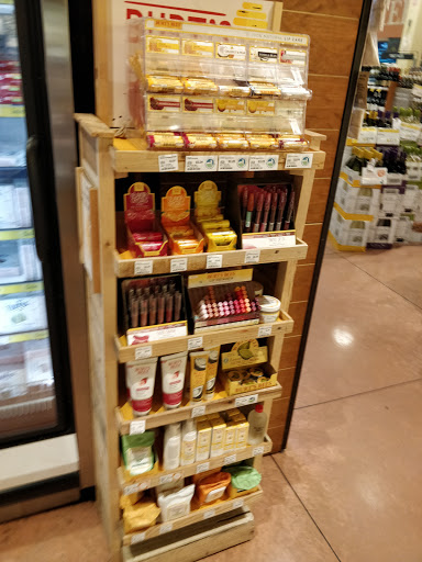 Grocery Store «Whole Foods Market», reviews and photos, 21105 Biscayne Blvd, Aventura, FL 33180, USA