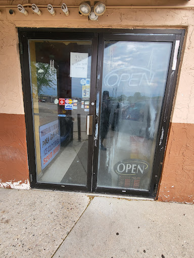 Grocery Store «La Mexicana Grocery Store», reviews and photos, 432 N Main St, West Bend, WI 53090, USA