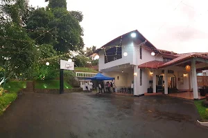Muthu Villa,Kandy image