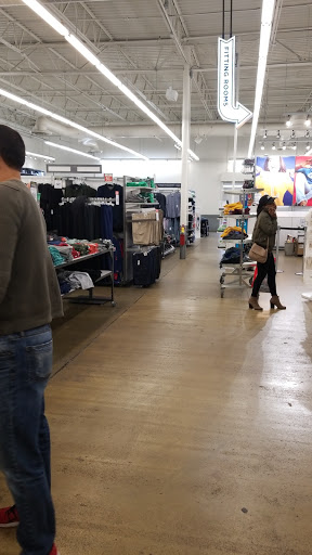 Clothing Store «Old Navy», reviews and photos, 4640 Roosevelt Blvd, Philadelphia, PA 19124, USA