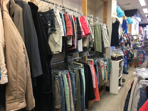 Thrift Store «Wonderland Thrift Shop», reviews and photos, 28 Portsmouth Ave, Stratham, NH 03885, USA