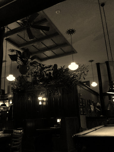 Brewpub «McMenamins Spar Café», reviews and photos, 114 4th Ave E, Olympia, WA 98501, USA