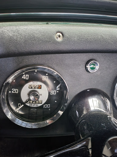 Auto Repair Shop «Auto Electric & Fuel», reviews and photos, 2655 Monument Blvd, Concord, CA 94520, USA