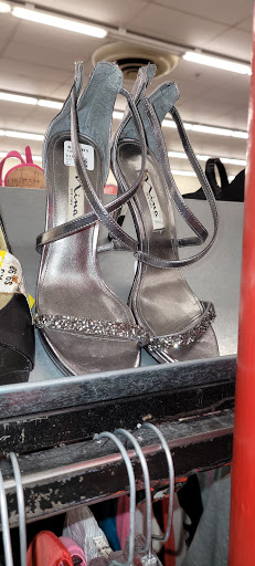 Thrift Store «Texas Thrift Store», reviews and photos, 1406 W Walnut St, Garland, TX 75042, USA