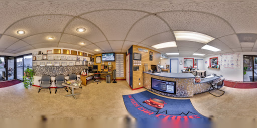 Auto Repair Shop «Hi-Tech Car Care», reviews and photos, 2924 E Thomas Rd, Phoenix, AZ 85016, USA