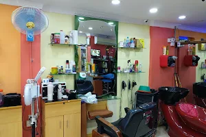 Cool cut spa skin care hair Saloon image