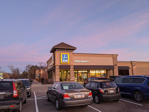 Supermarket «ALDI», reviews and photos, 750 Wildwood Rd, Mahtomedi, MN 55115, USA