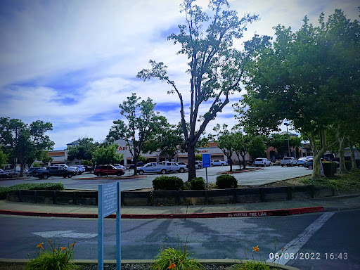 Shopping Mall «Feather Down Shopping Center», reviews and photos, 1258 Stabler Ln, Yuba City, CA 95993, USA