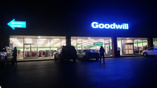 Thrift Store «Goodwill Store & Donation Center», reviews and photos