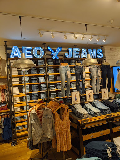 American Eagles Outfitters