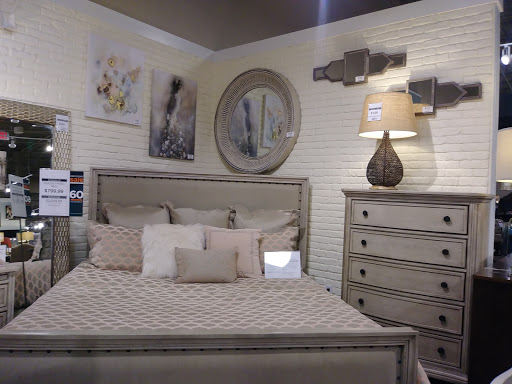 Furniture Store «Ashley Furniture HomeStore», reviews and photos, 3000 Gateway St #300, Springfield, OR 97477, USA