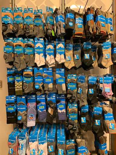 Clothing Store «Columbia Sportswear Outlet Store at Allen Premium Outlets», reviews and photos, 820 Stacy Rd #470, Allen, TX 75013, USA