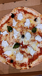 Photo n°95 de Scuderia Pizzeria Endoume à Marseille ()