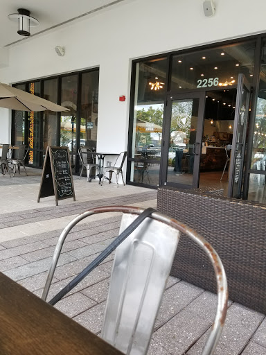 Shopping Mall «Tower Shops», reviews and photos, 1904 S University Dr, Davie, FL 33324, USA