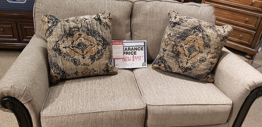 Furniture Store «Ashley HomeStore», reviews and photos, 2787 W Market St, Fairlawn, OH 44333, USA