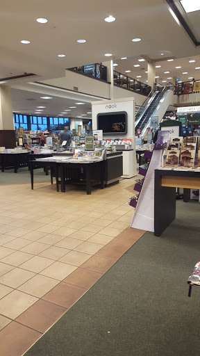 Book Store «Barnes & Noble», reviews and photos, 11 W Hillsdale Blvd, San Mateo, CA 94403, USA