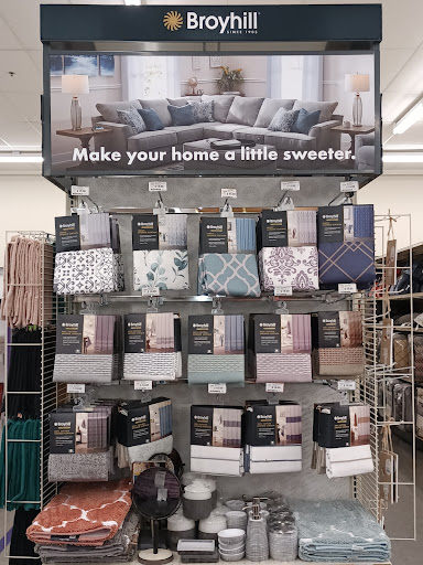 Discount Store «Big Lots», reviews and photos, 7512 Broadview Rd, Parma, OH 44134, USA