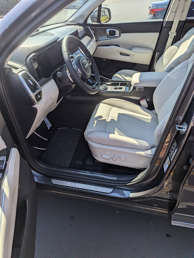 Car Dealer «Dorschel Automotive Group», reviews and photos, 3817 W Henrietta Rd, Rochester, NY 14623, USA