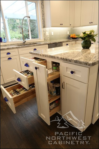 Kitchen Remodeler «Pacific Northwest Cabinetry & Remodeling», reviews and photos, 7190 SE King Rd, Portland, OR 97222, USA