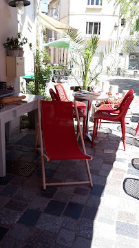 Atmosphère du Restaurant servant le petit-déjeuner Café de la Roquette à Arles - n°6