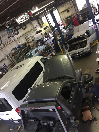 Auto Repair Shop «Fairway Automotive Repair», reviews and photos, 2735 Teepee Dr, Stockton, CA 95205, USA