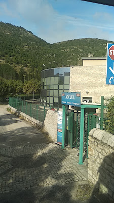 Eau minérale gazeuse de Quézac à Ispagnac