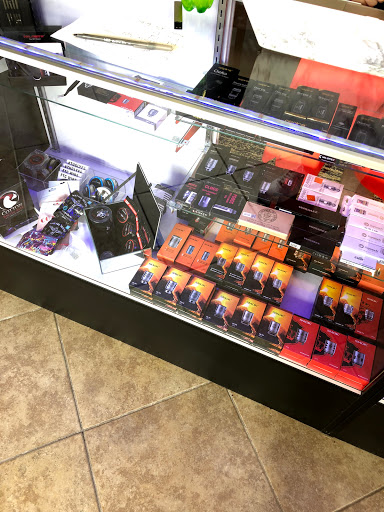 Vaporizer Store «UP IN SMOKE Vapes & Tobacco Shop», reviews and photos, 176 US-202 #114, Ringoes, NJ 08551, USA
