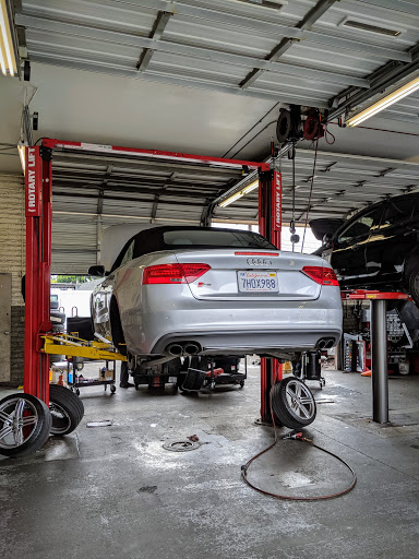 Tire Shop «Firestone Complete Auto Care», reviews and photos, 1817 Lincoln Blvd, Santa Monica, CA 90404, USA