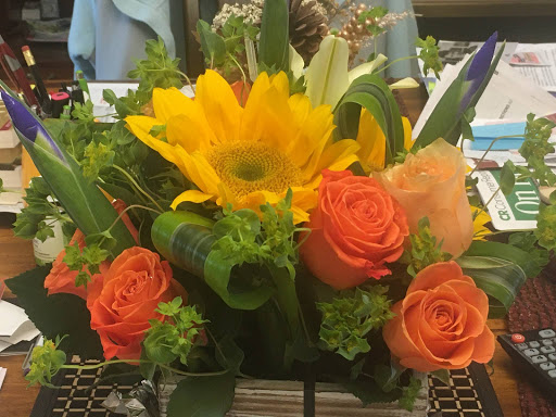 Florist «EC Florist & Gifts», reviews and photos, 224 Washington St, Brookline, MA 02445, USA